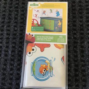 RoomMates Sesame Street Peel and Stick Wall Decals